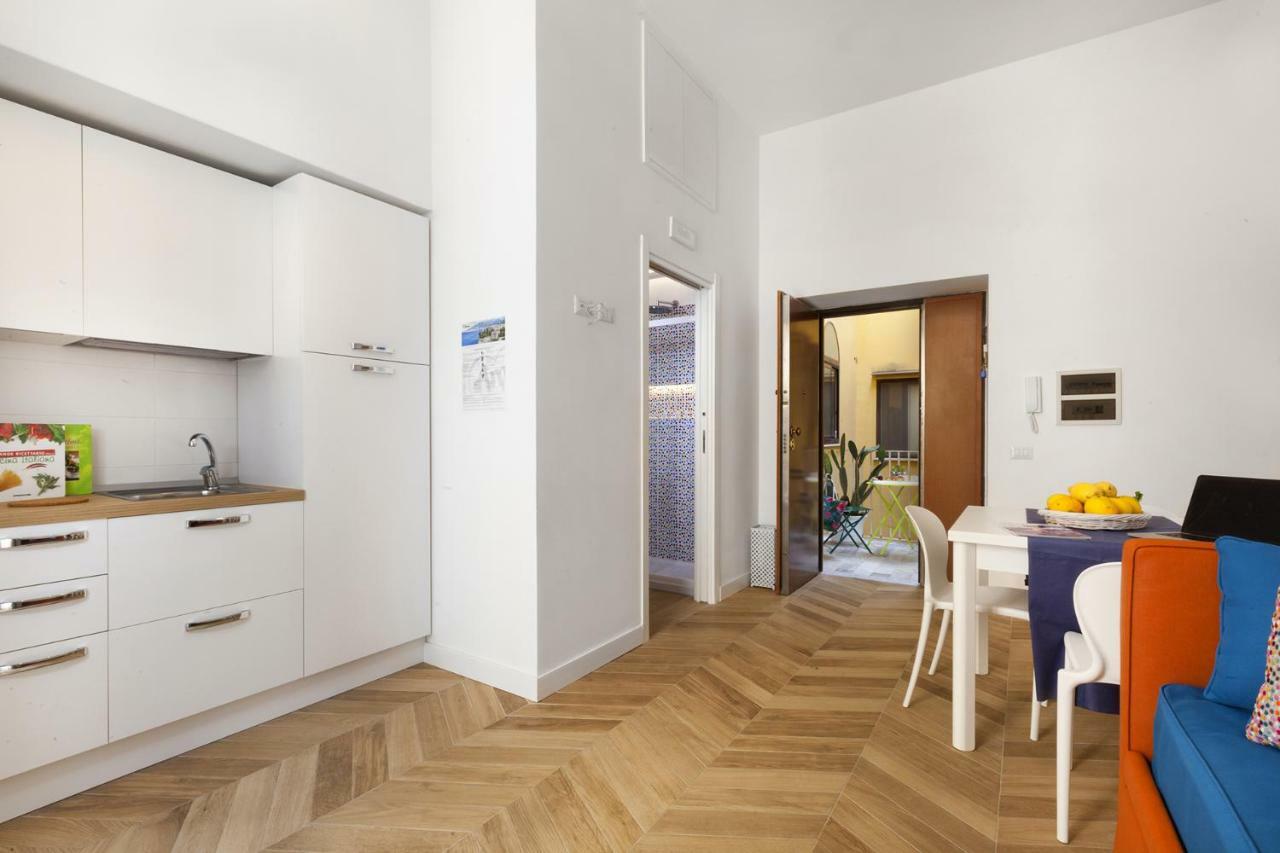 Amore Rentals - Casa 80 Sorrento Bagian luar foto