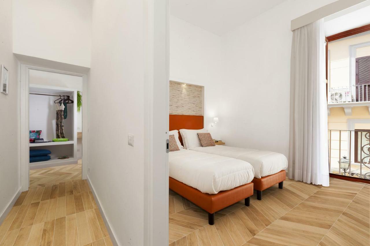Amore Rentals - Casa 80 Sorrento Bagian luar foto