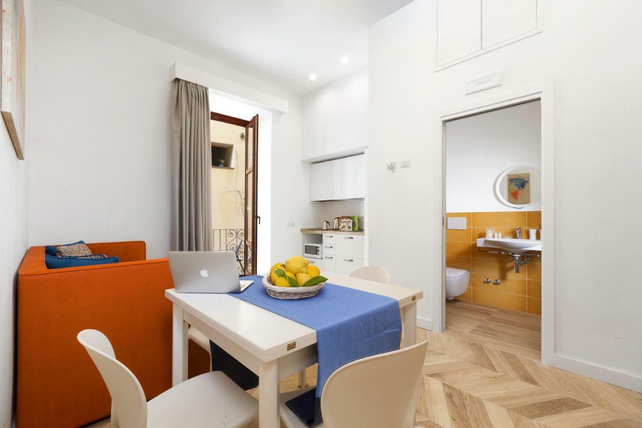Amore Rentals - Casa 80 Sorrento Bagian luar foto